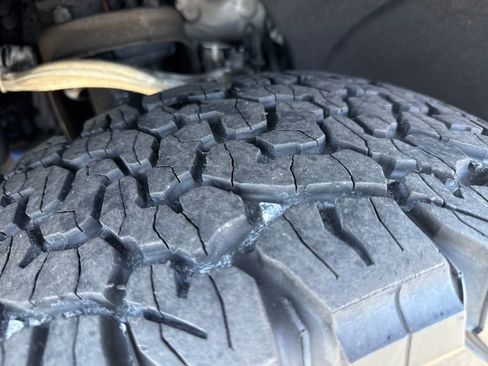 Used 2019 Chevrolet Silverado 1500 LT image 35