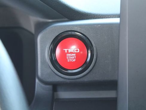 Used 2024 Toyota Tacoma TRD Off-Road AWD/4WD image 23