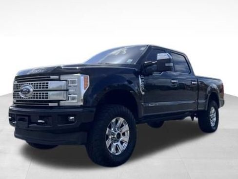 Used 2018 Ford F250 Platinum w/ Platinum Ultimate Package AWD/4WD image 1
