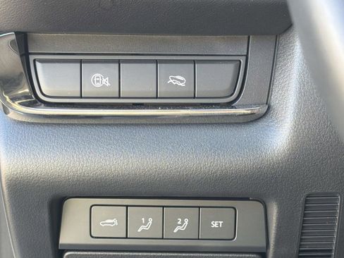 Certified 2025 MAZDA CX-30 AWD 2.5 S w/ Premium Package image 17