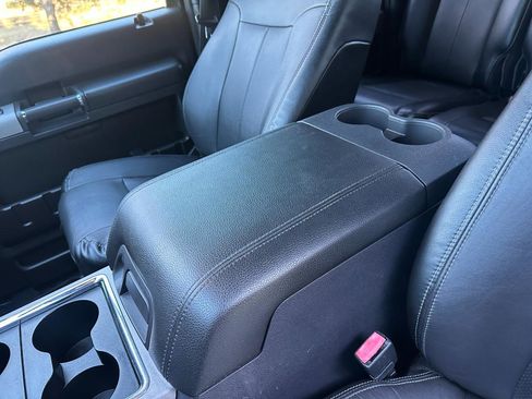 Used 2015 Ford F250 Lariat w/ Lariat Interior Package image 48