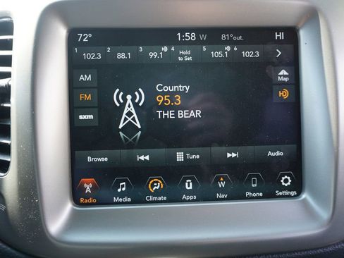 Used 2018 Jeep Compass Latitude w/ Popular Equipment Group image 10