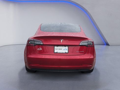 Used 2018 Tesla Model 3 Long Range image 4