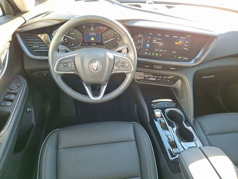 Used 2023 Buick Envision Essence image 2