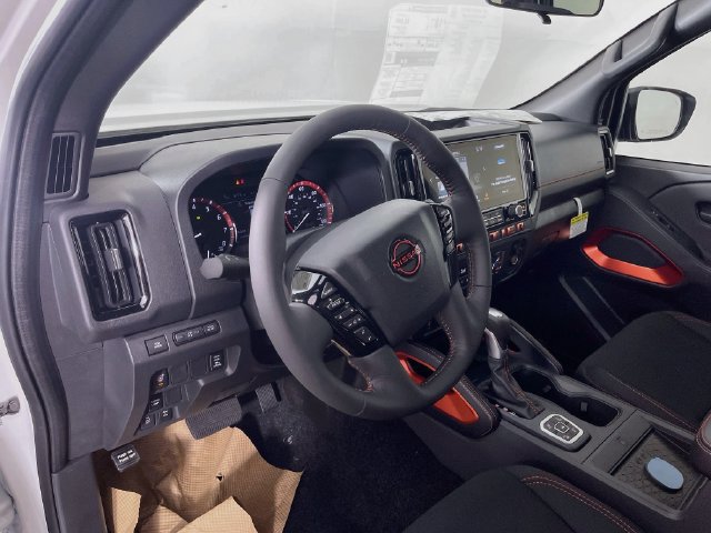 New 2027 Nissan Frontier PRO-4X w/ Pro Convenience Package AWD/4WD image 7