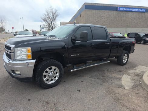 Used 2012 Chevrolet Silverado 2500 LTZ w/ LTZ Plus Package AWD/4WD image 2