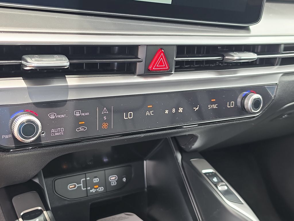 New 2026 Kia Sorento S AWD/4WD image 24