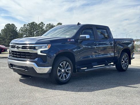 Used 2022 Chevrolet Silverado 1500 LT image 5