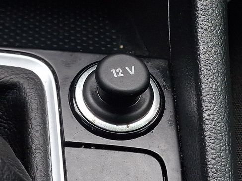 Used 2019 Volkswagen Jetta S w/ Driver Assistance Package FWD image 22