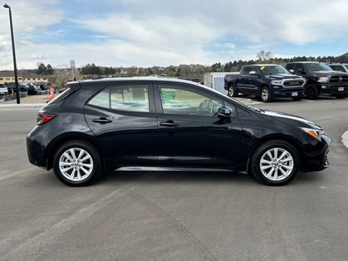 Used 2025 Toyota Corolla SE FWD image 6