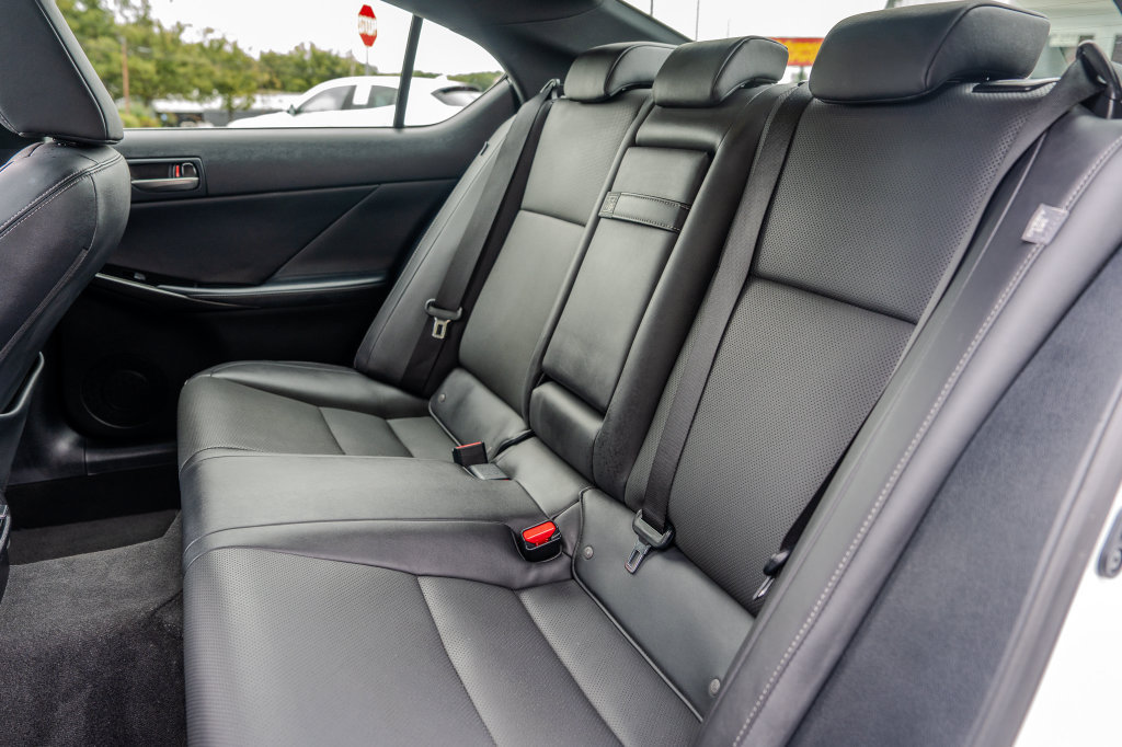 Used 2024 Lexus IS 300 w/ Comfort Package RWD image 19