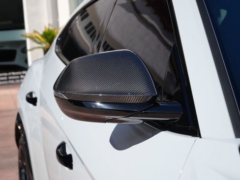 Used 2024 Lamborghini Urus Performante image 23