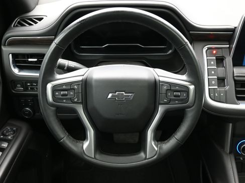 Used 2023 Chevrolet Tahoe Z71 w/ Luxury Package image 15