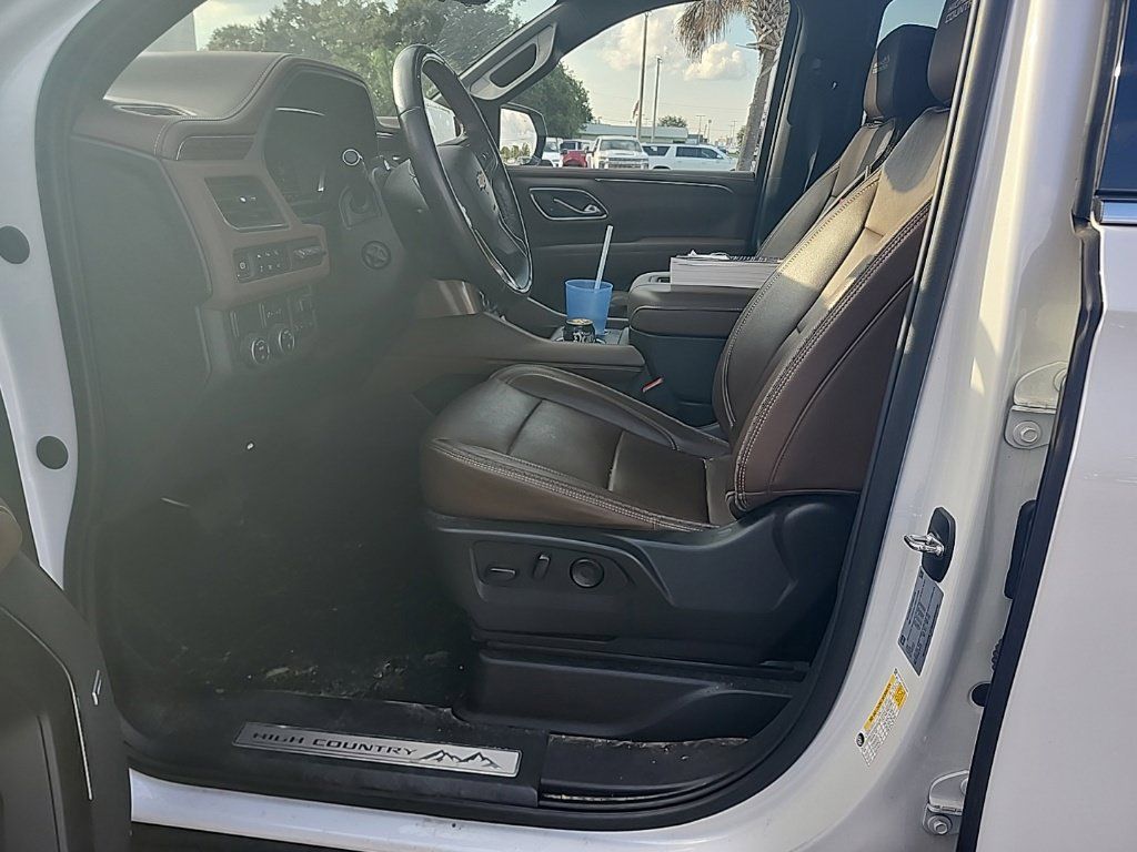 Used 2024 Chevrolet Suburban High Country w/ Advanced Technology Package RWD image 10