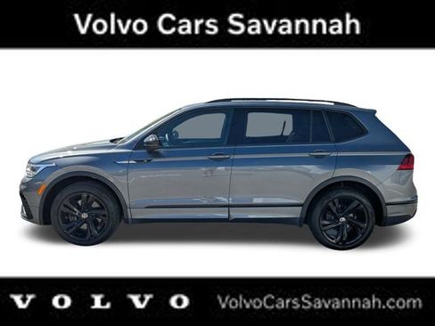 Used 2024 Volkswagen Tiguan SE R-Line image 9