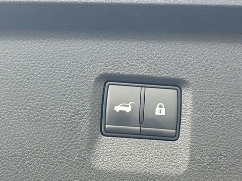 Used 2025 INFINITI QX60 Luxe w/ Black Edition image 14