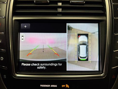 Used 2019 Lincoln Nautilus Reserve image 25