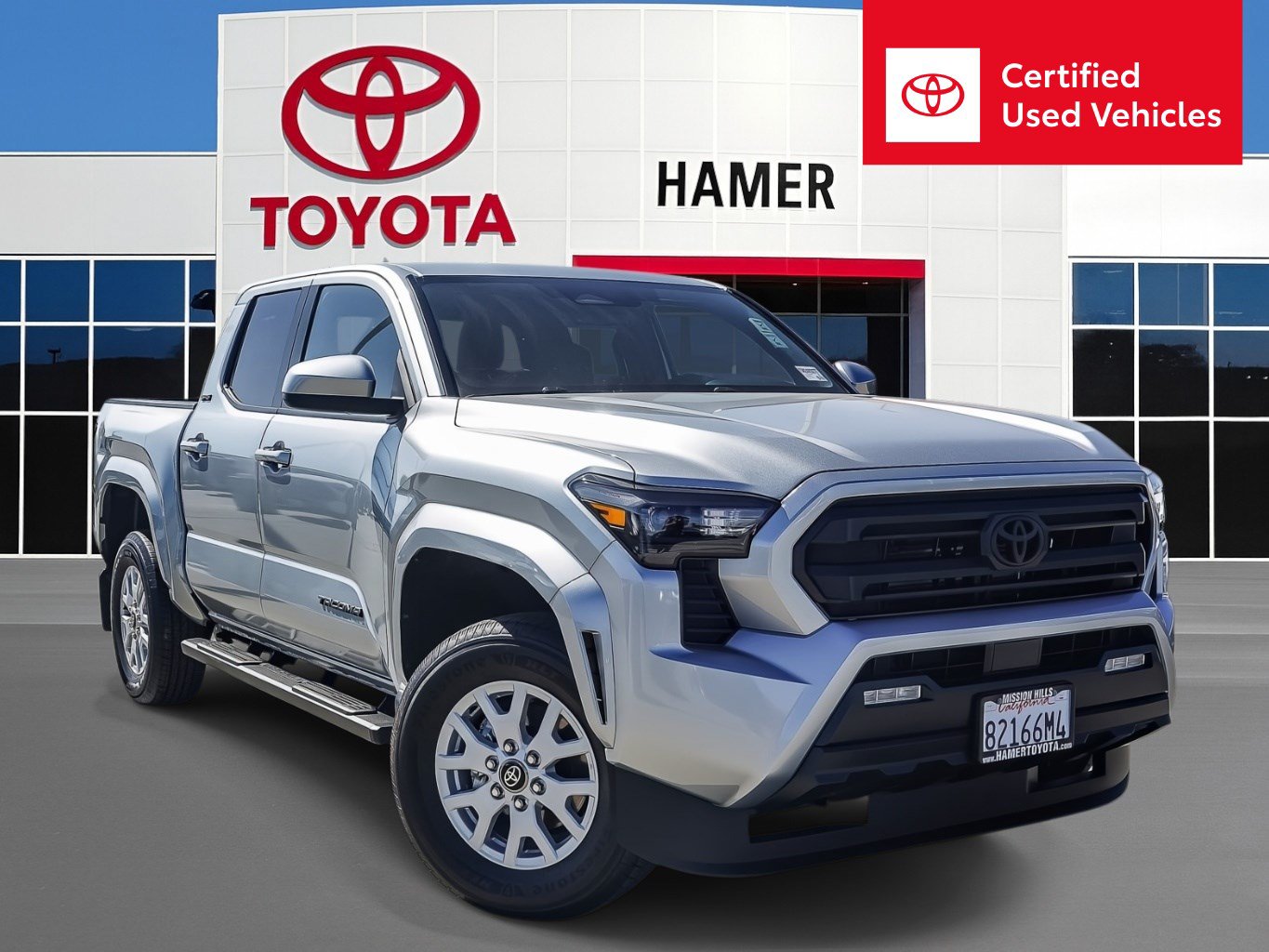 Certified 2026 Toyota Tacoma SR5 AWD/4WD image 1