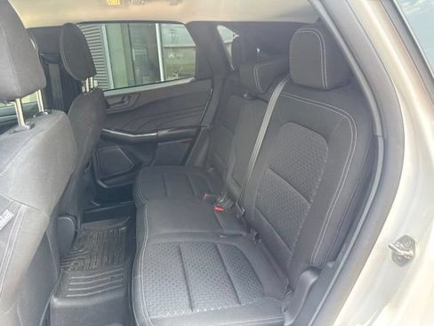 Used 2025 Ford Escape Active AWD/4WD image 10