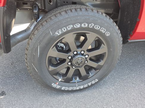 New 2026 RAM 2500 Laramie AWD/4WD image 29