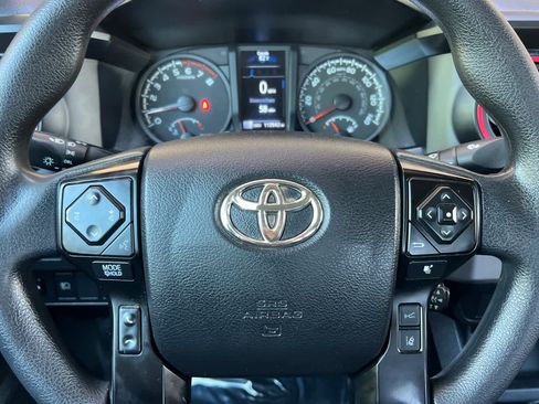 Used 2022 Toyota Tacoma SR RWD image 21