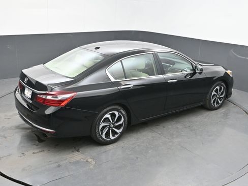Used 2016 Honda Accord EX-L image 36