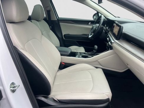 Certified 2021 Kia K5 EX w/ EX Premium Package image 16