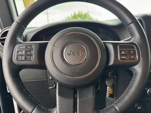 Used 2017 Jeep Wrangler Unlimited Sport w/ Connectivity Group AWD/4WD image 15