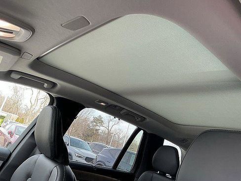 New 2026 Volvo XC90 T8 Ultra w/ Protection Package Premier AWD/4WD image 17