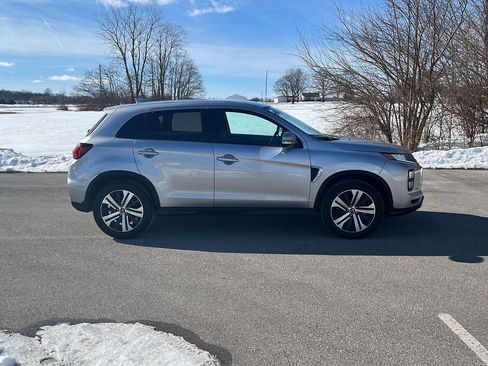 Used 2026 Mitsubishi Outlander Sport ES image 7