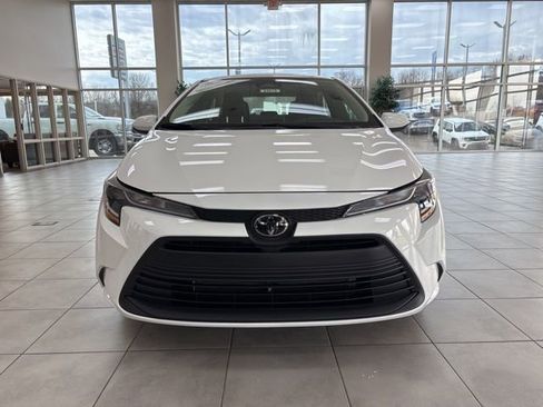 New 2026 Toyota Corolla LE image 2