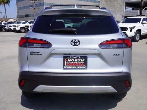 Certified 2024 Toyota Corolla Cross XLE w/ Convenience Package FWD image 6
