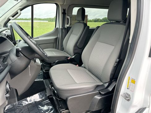 Used 2024 Ford Transit 350 XLT RWD image 11