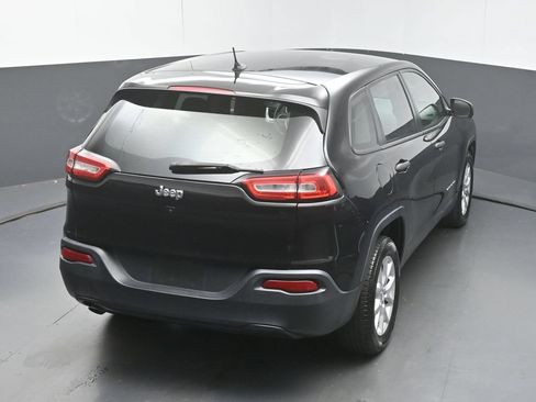 Used 2014 Jeep Cherokee Sport FWD image 44