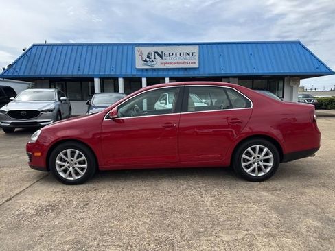 Used 2010 Volkswagen Jetta SE FWD image 8