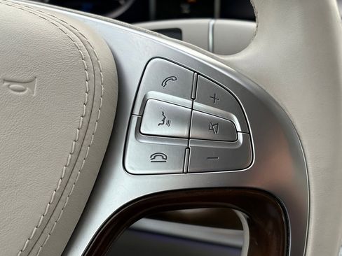 Used 2015 Mercedes-Benz S 550 Sedan image 19