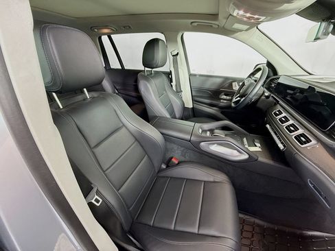 Used 2022 Mercedes-Benz GLS 450 4MATIC image 28