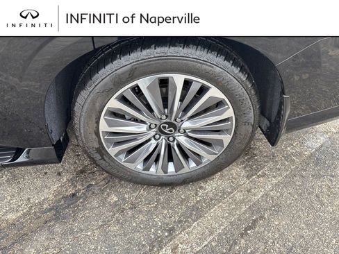 New 2026 INFINITI QX80 Luxe w/ Cargo Package image 31