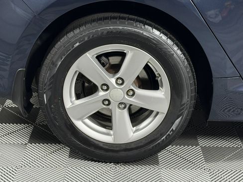 Used 2015 Kia Optima LX FWD image 14