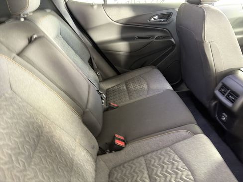 Used 2022 Chevrolet Equinox LT FWD image 23