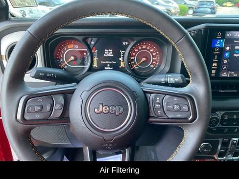 Used 2024 Jeep Wrangler Unlimited Sport AWD/4WD image 11