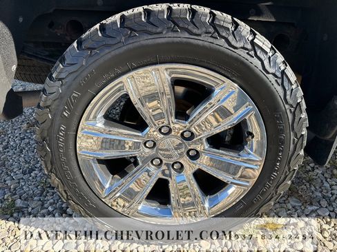 Used 2017 GMC Sierra 1500 SLT image 40