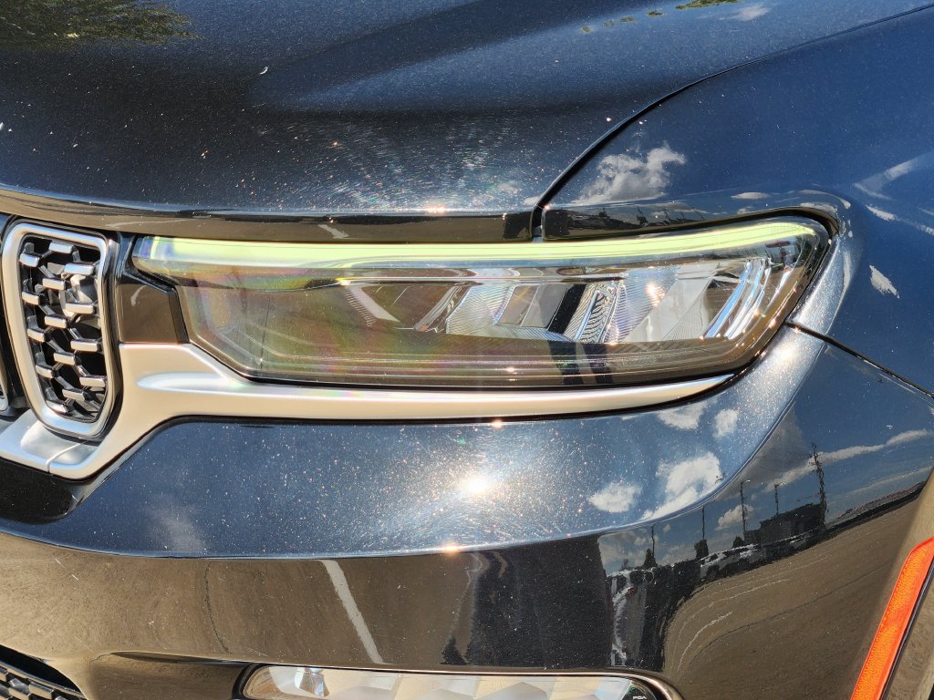 Used 2022 Jeep Grand Cherokee Summit AWD/4WD image 9
