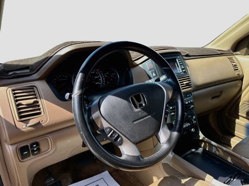 Used 2004 Honda Pilot EX image 9