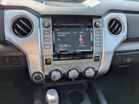 Used 2019 Toyota Tundra SR5 w/ SR5 Upgrade Package AWD/4WD image 13