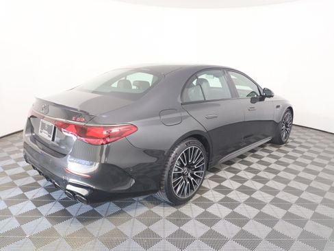 New 2026 Mercedes-Benz E 53 AMG e 4MATIC Sedan image 5