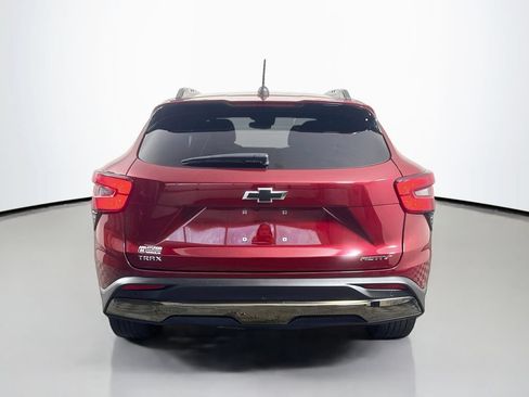 Used 2024 Chevrolet Trax ACTIV w/ Sunroof Package FWD image 7