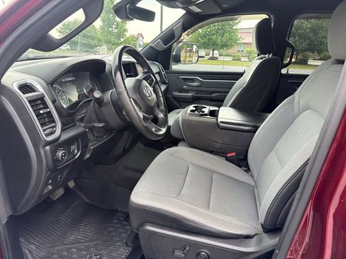Used 2022 RAM 1500 Big Horn AWD/4WD image 9