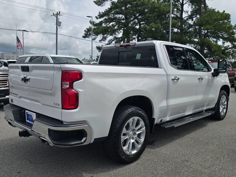 Used 2024 Chevrolet Silverado 1500 LTZ AWD/4WD image 5