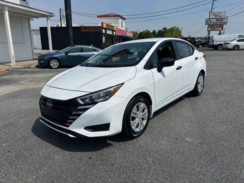 Used 2025 Nissan Versa S w/ Trunk Package image 1
